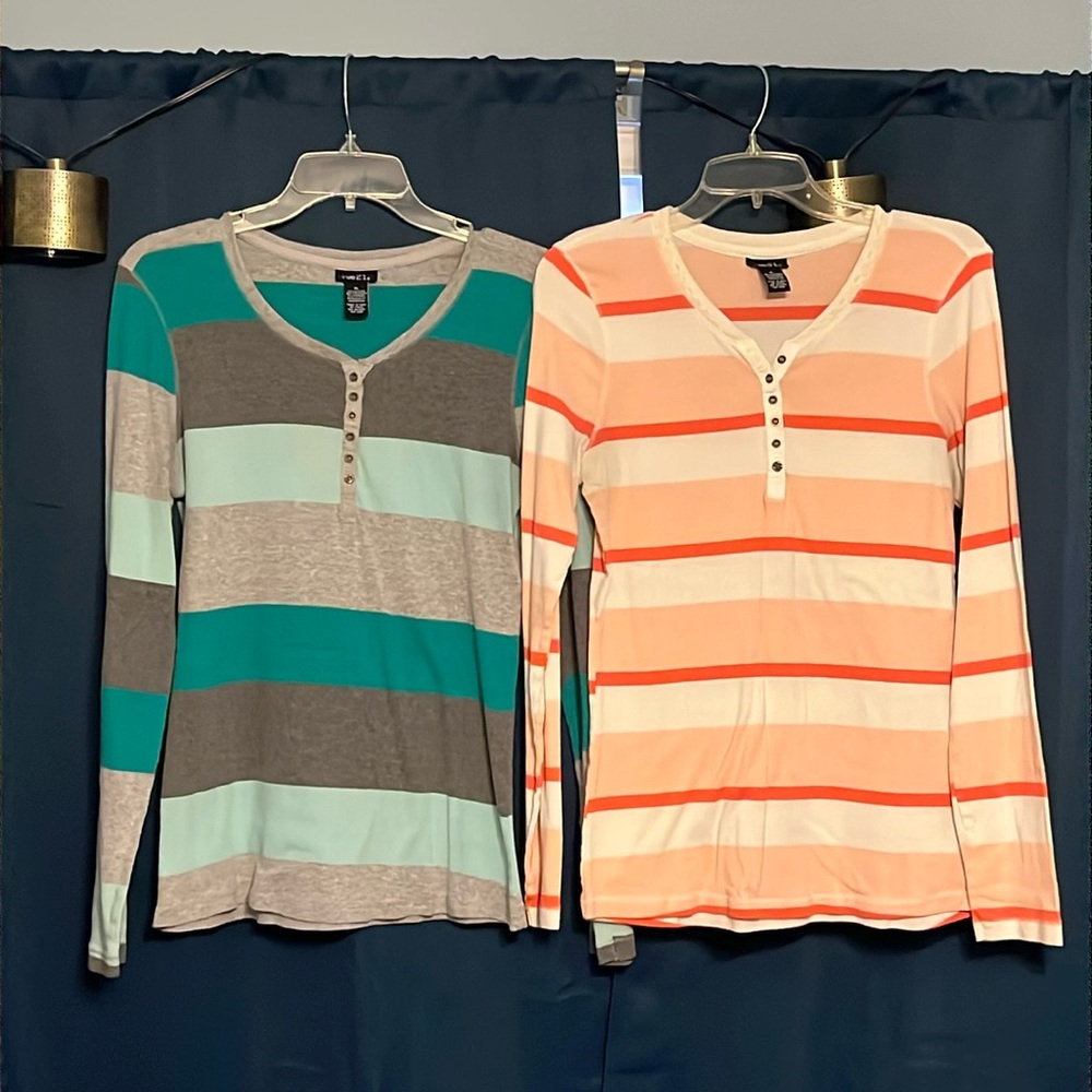 2 long sleeve shirts